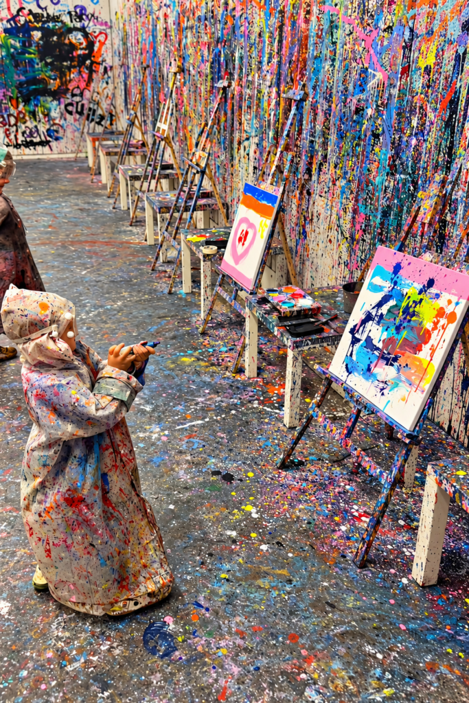 Elephant & Castle — Splatter Painting